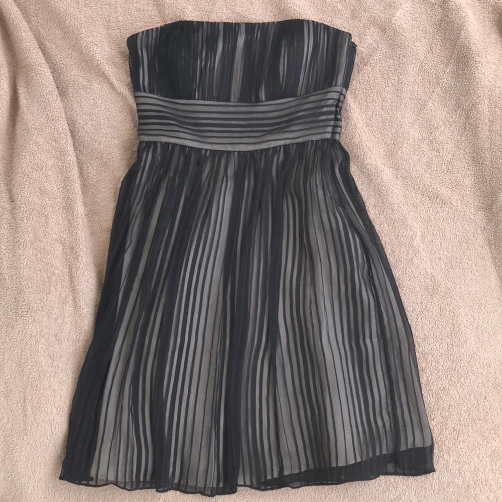 White House Black Market strapless dress